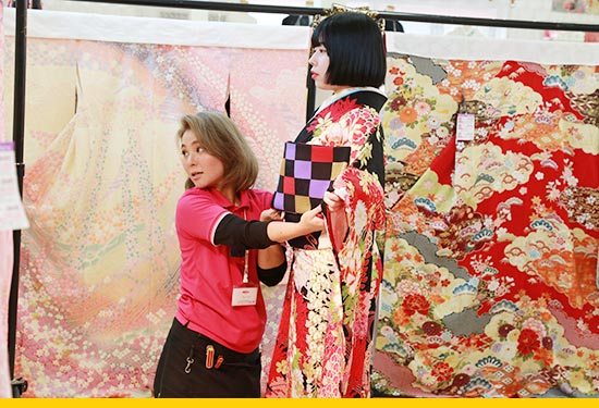 成人式振袖レンタル、ママ振り、卒業式袴レンタルなら、富山・福井のスーパーときめき
