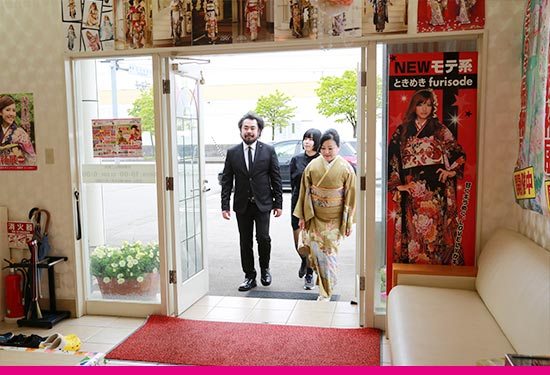 成人式振袖レンタル、ママ振り、卒業式袴レンタルなら、富山・福井のスーパーときめき