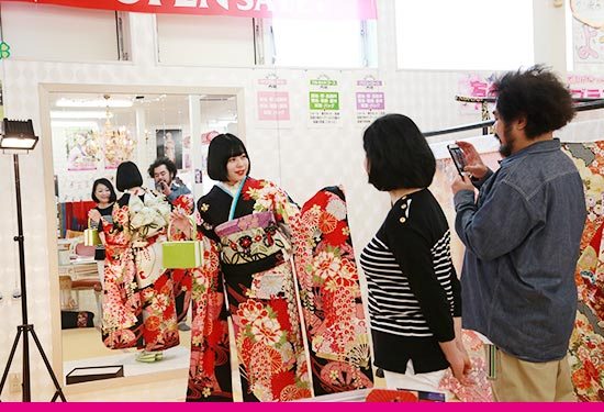 成人式振袖レンタル、ママ振り、卒業式袴レンタルなら、富山・福井のスーパーときめき